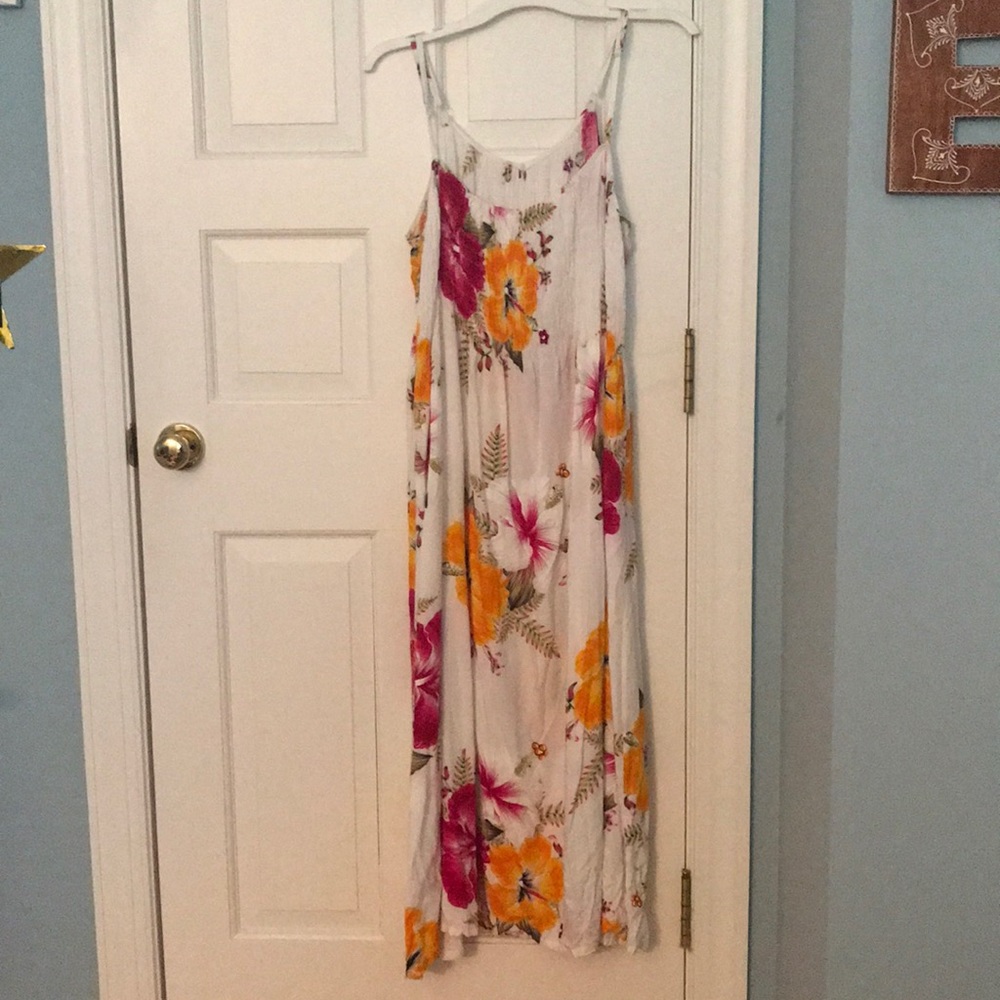 Floral maxi dress
